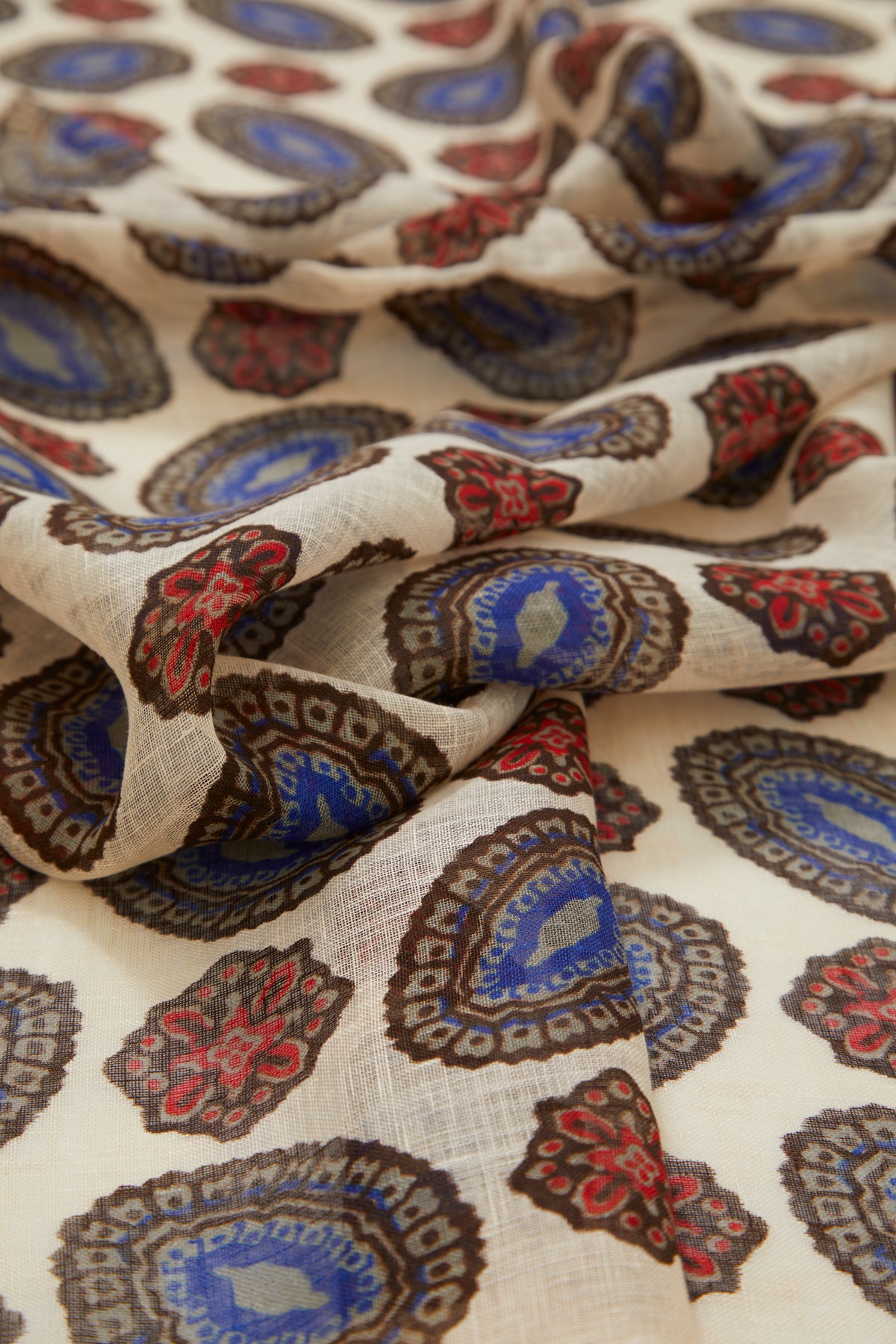 Etnik Desenli Keten Şal