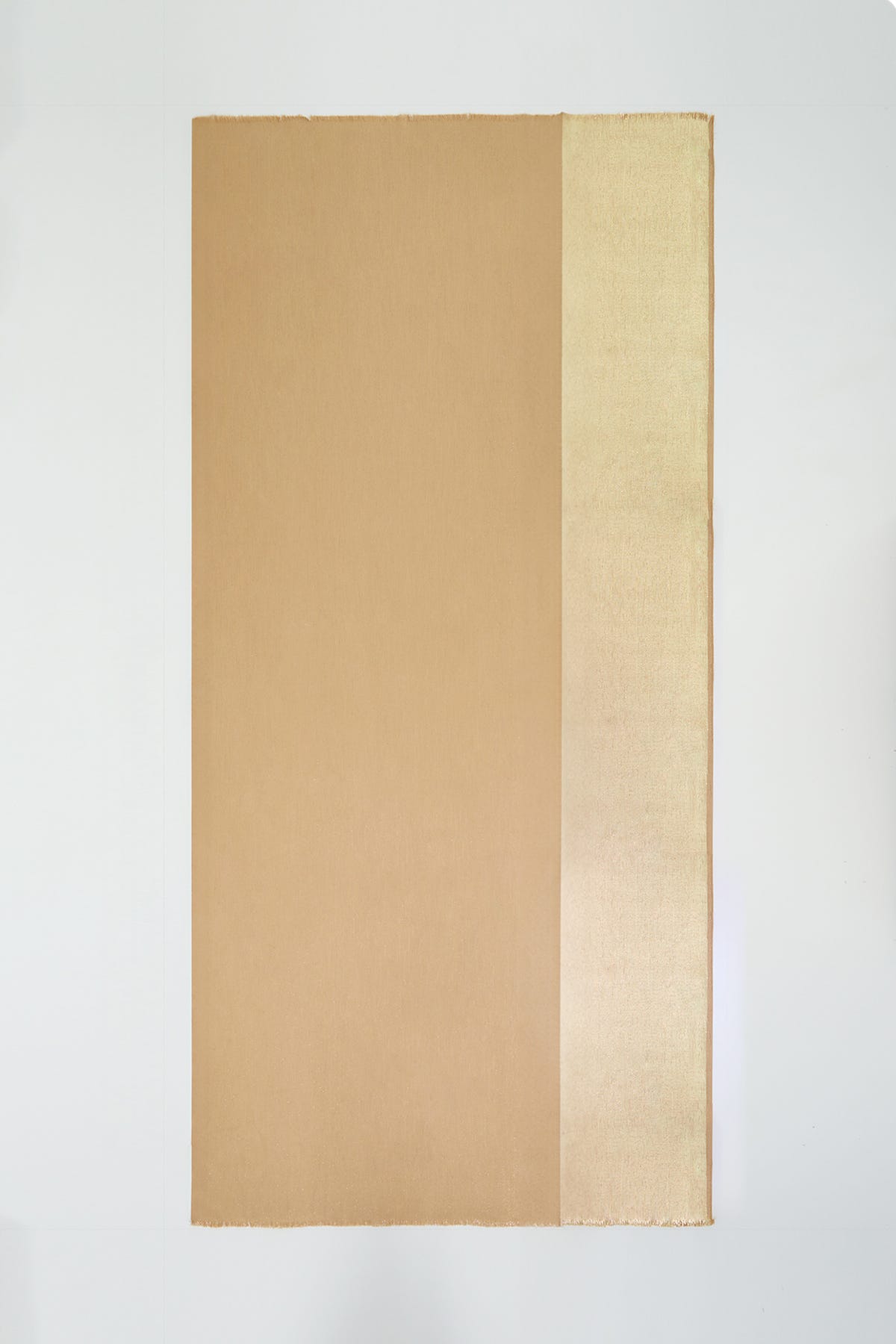 Parlak Yüzeyli Şal