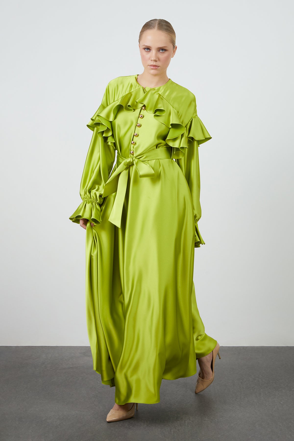 Fırfır Detaylı Uzun Elbise