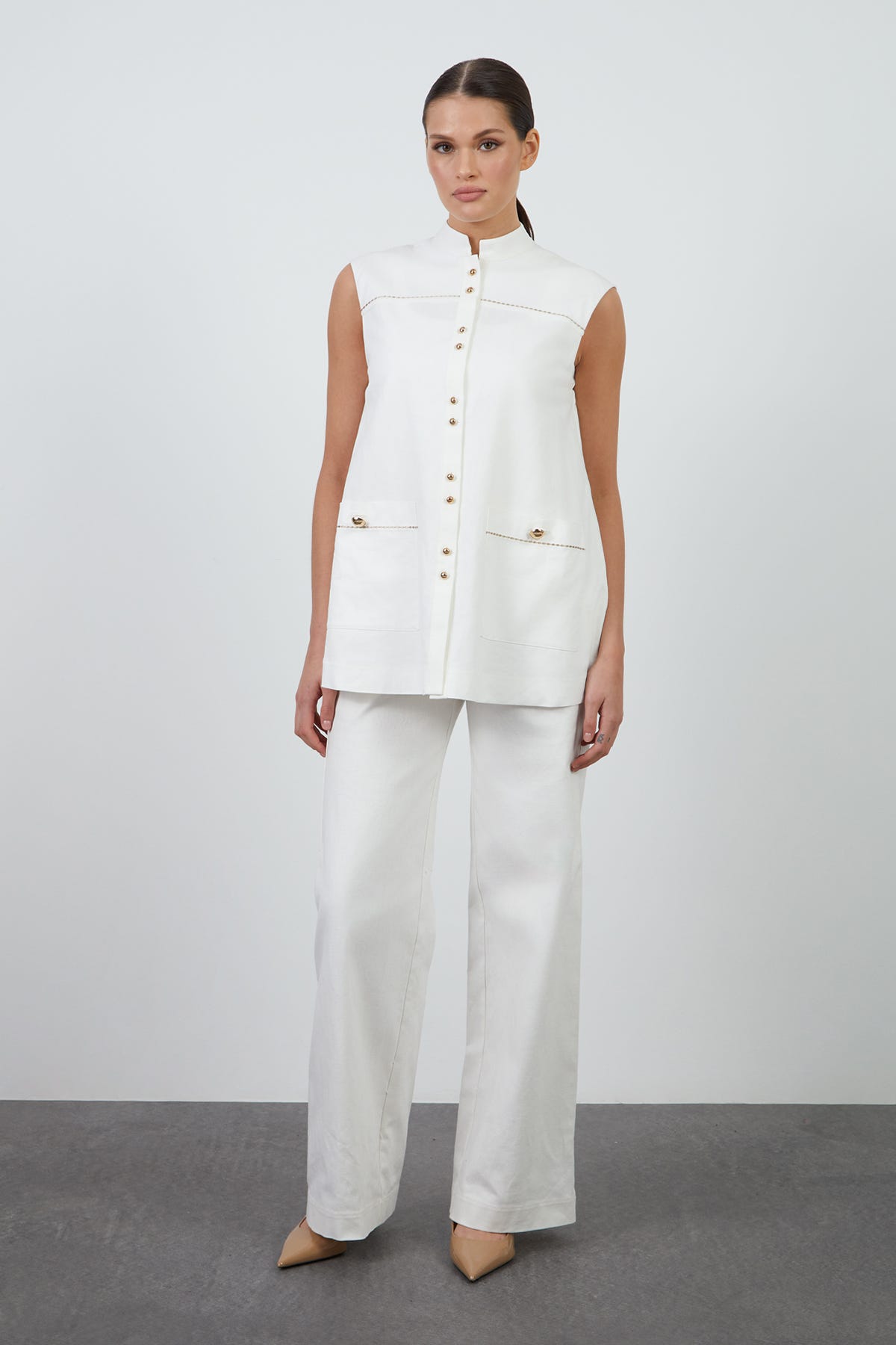 Nakış Detaylı Düğmeli Yelek