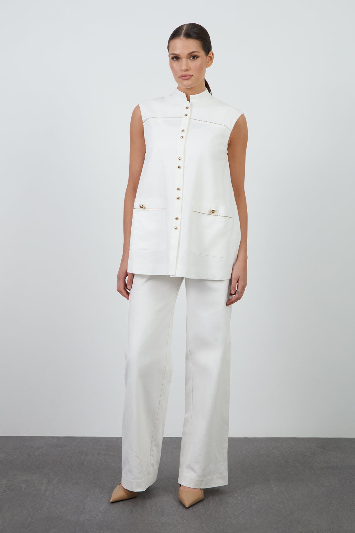 Nakış Detaylı Düğmeli Yelek