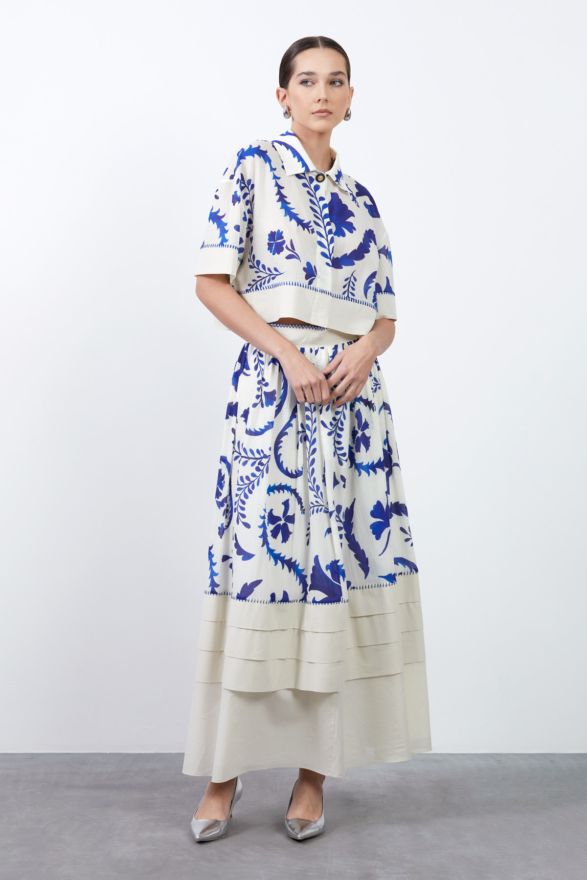 Dikiş Detaylı Desenli Gömlek