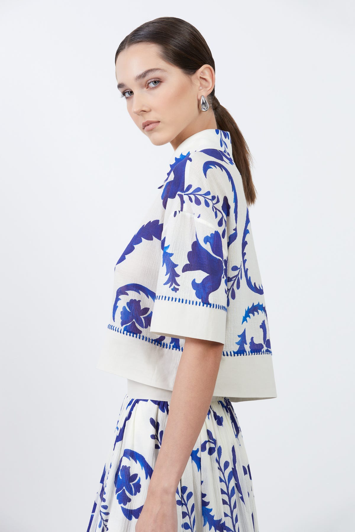 Dikiş Detaylı Desenli Gömlek