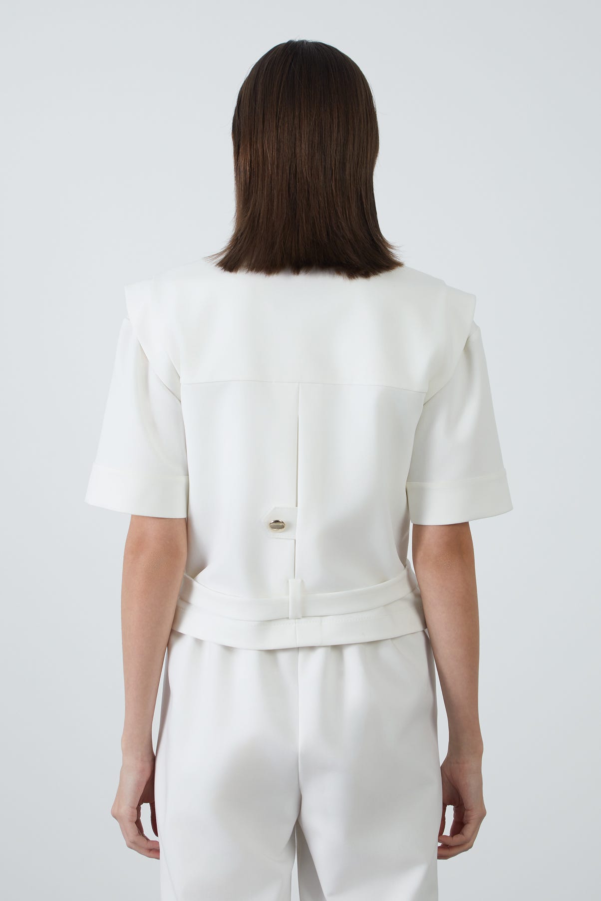 Düğmeli Etekucu Kemerli Yelek