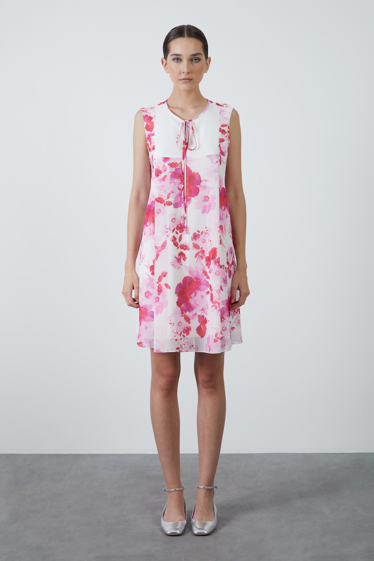 Desenli Şifon Mini Elbise