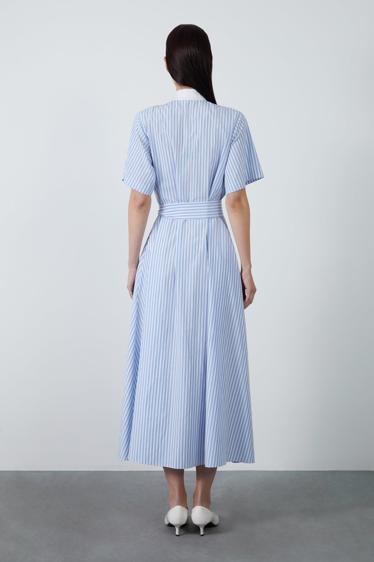 Seyyar Kuşaklı Çizgili Poplin Gömlek