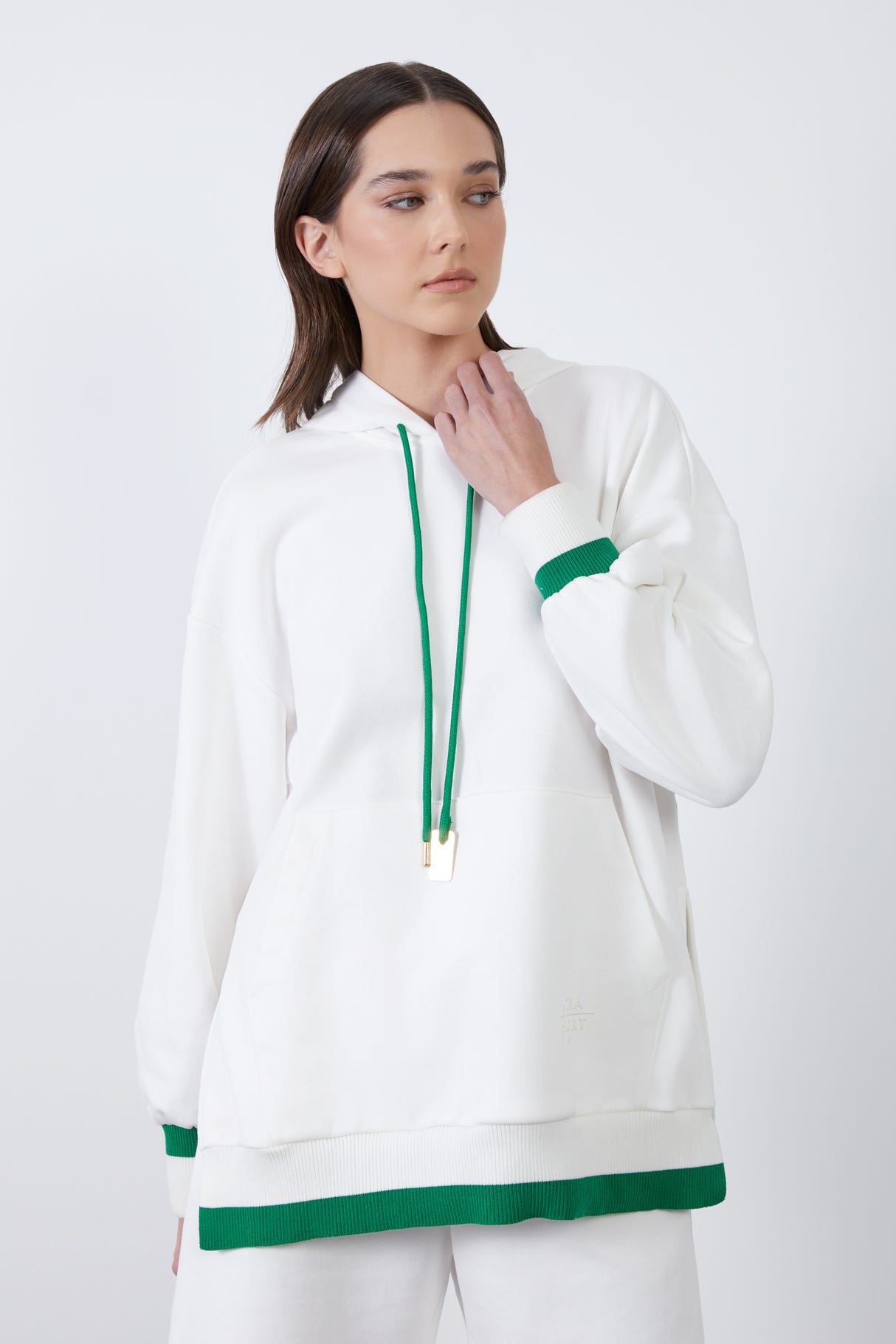 Kapüşon Yakalı Uzun Kollu Sweatshirt