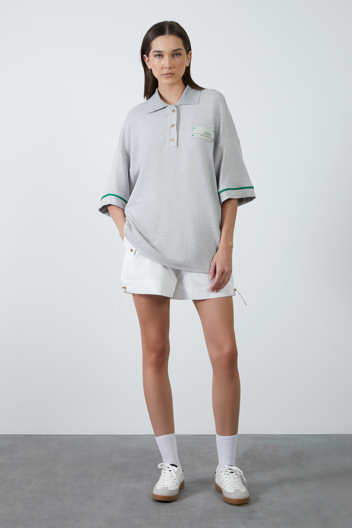 Gömlek Yaka Bol Sweatshirt