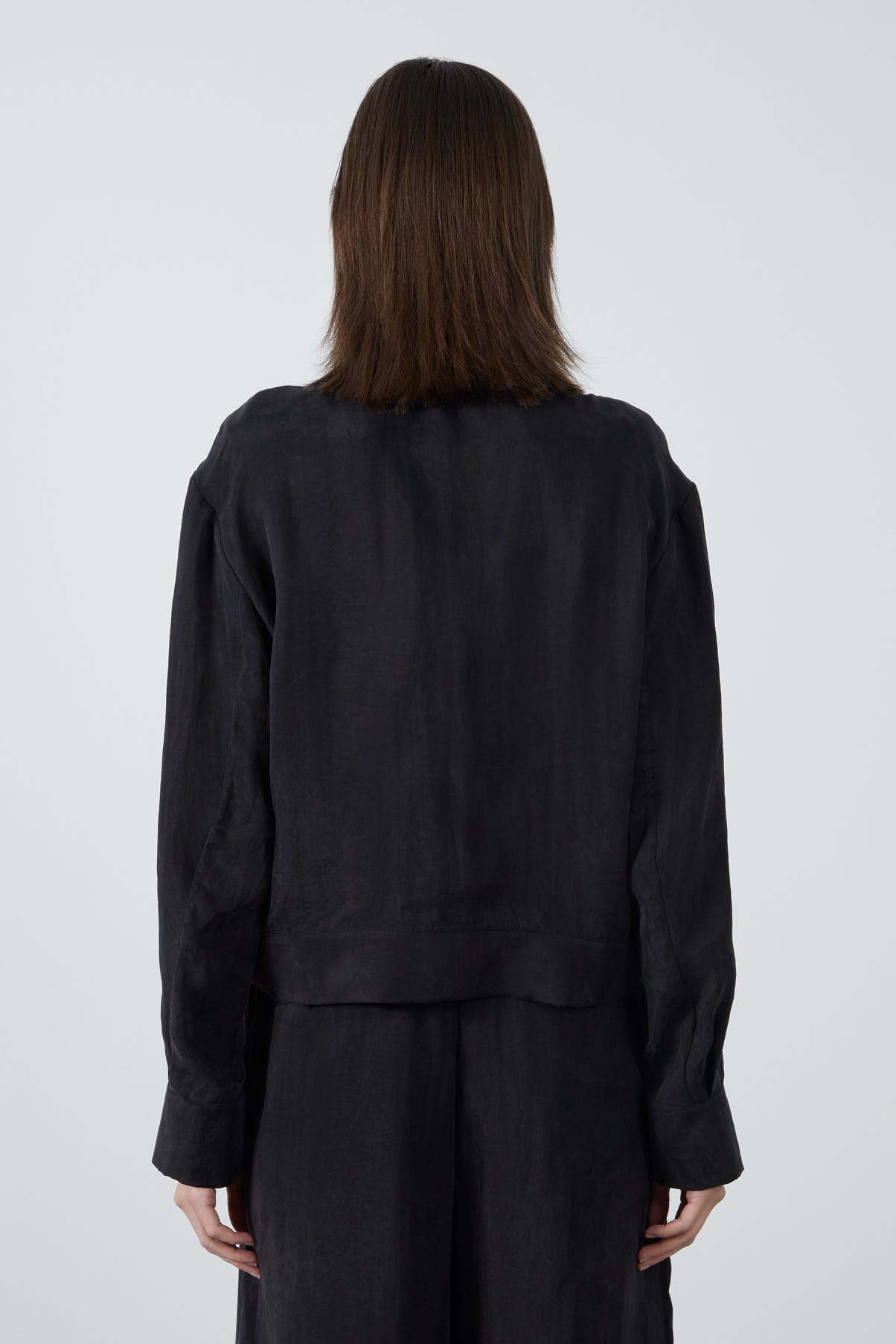 Önü Fermuarlı Gömlek Yaka Ceket