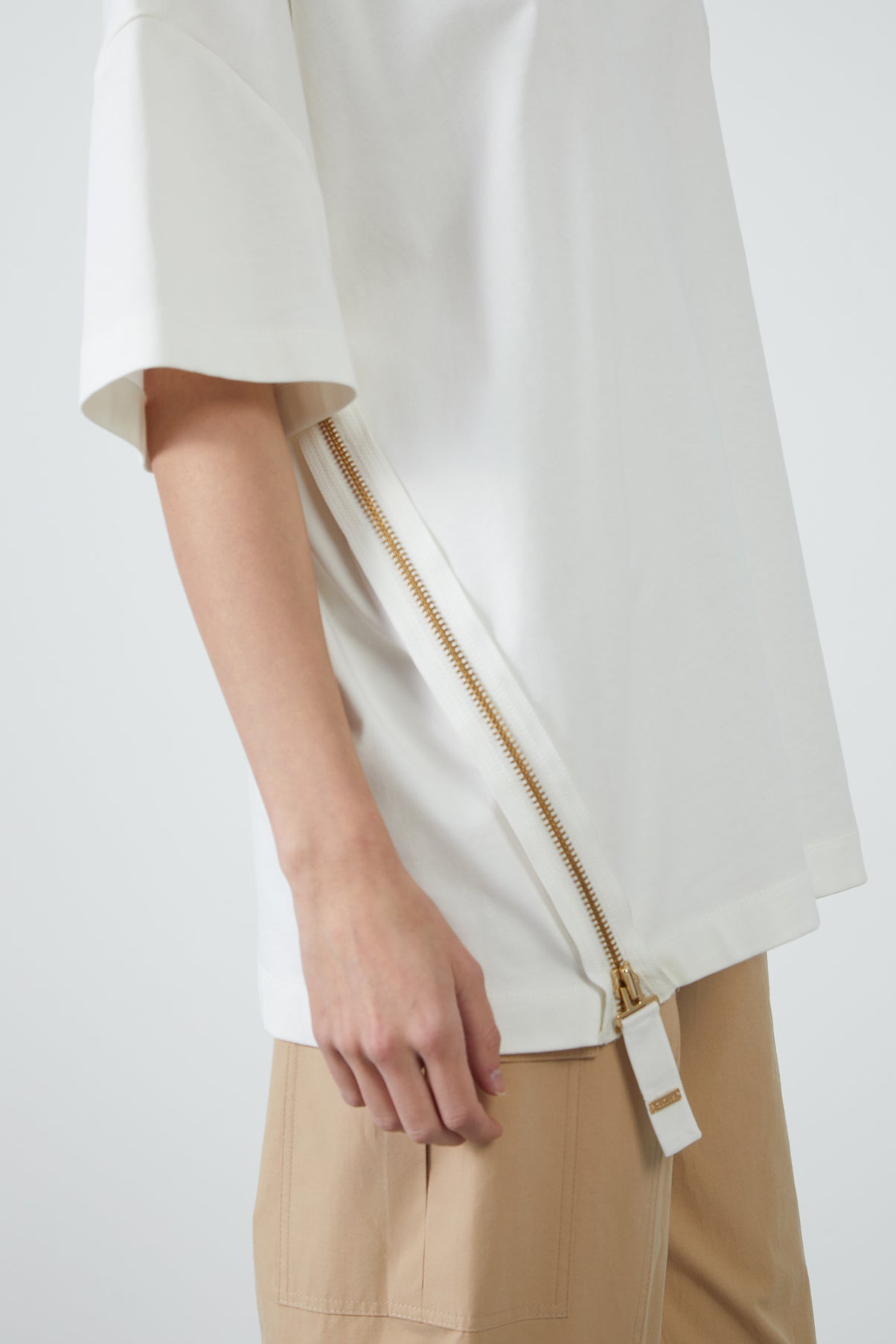 Önü Fermuar Detaylı Bisiklet Yaka T-shirt