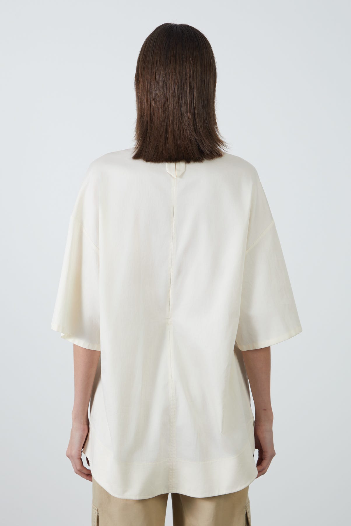 Cep Detaylı Düğmeli Poplin Gömlek