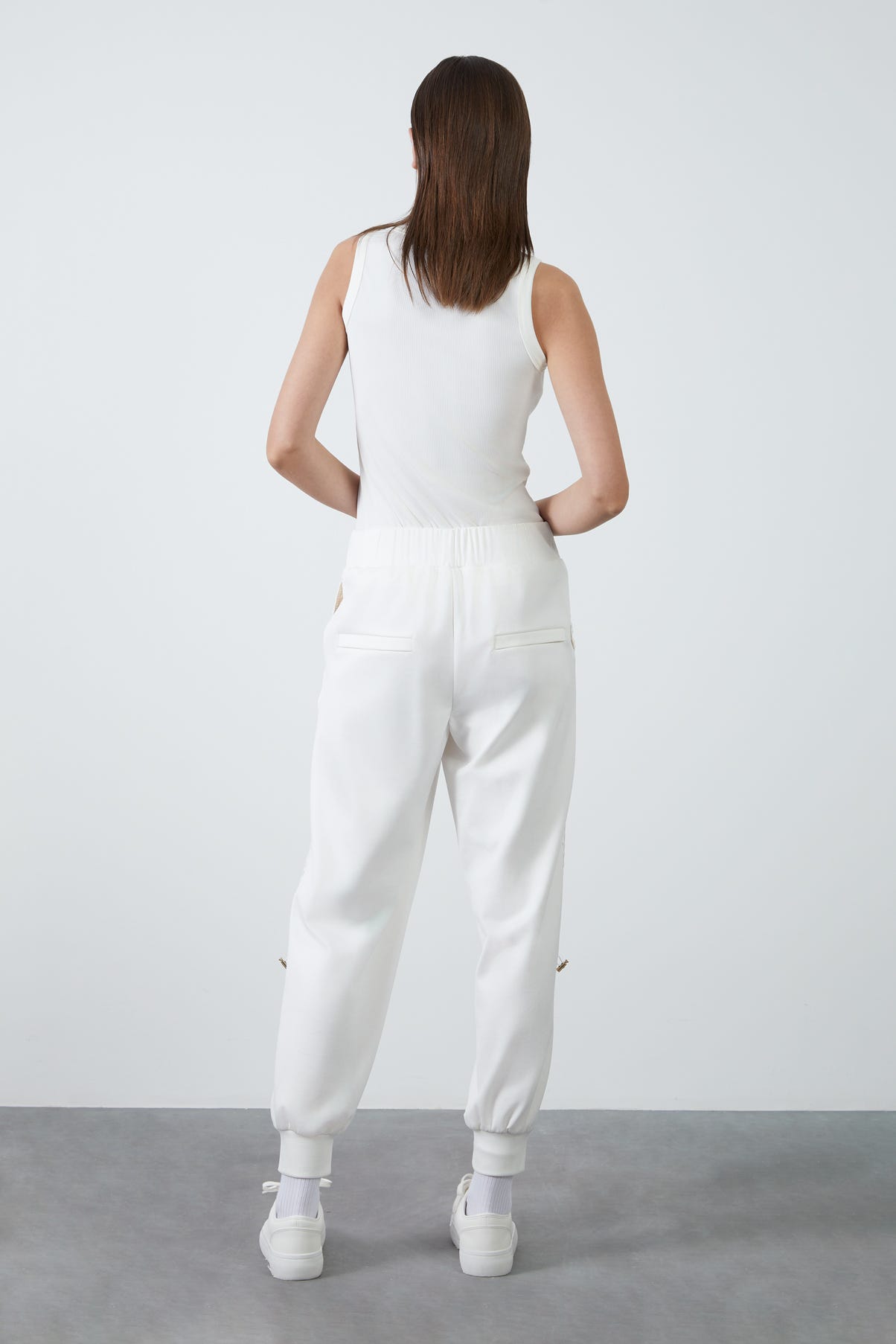 Yanları File Detaylı Paça Bantlı Eşofman Altı