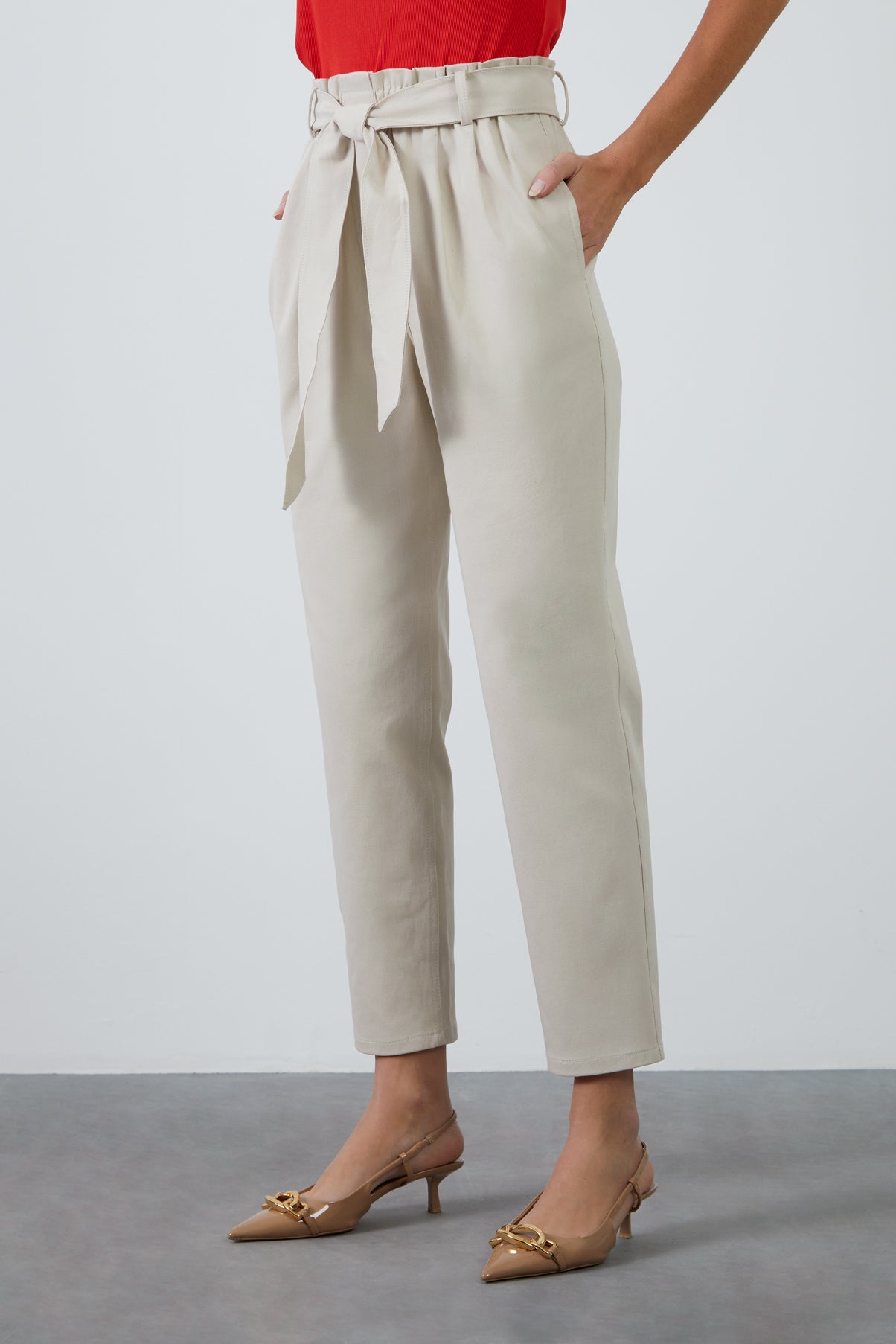 Kuşak Bağlamalı Yüksek Belli Havuç Pantolon