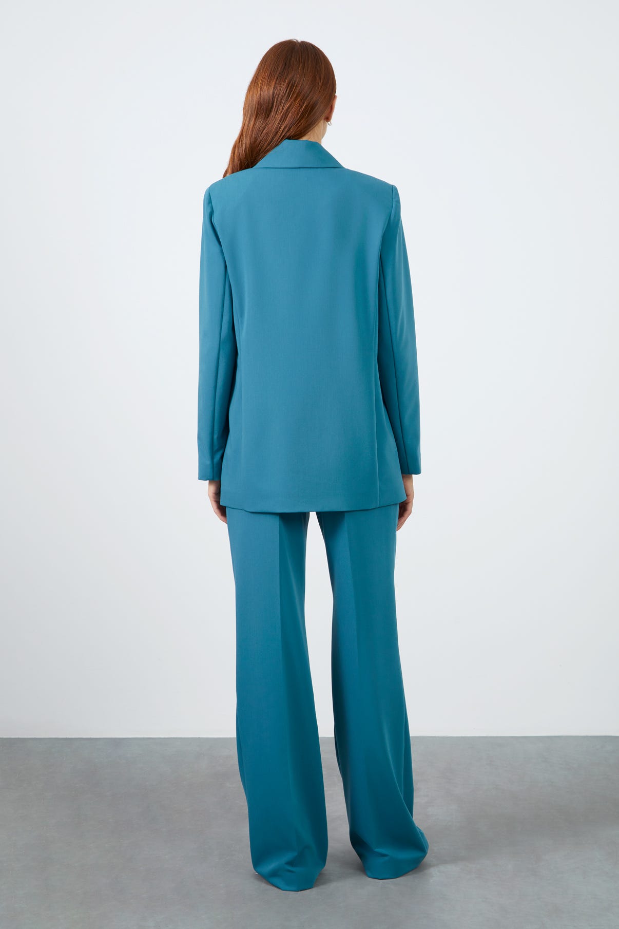 Kruvaze Kapamalı Ceket Ve Palazzo Pantolonlu Takım