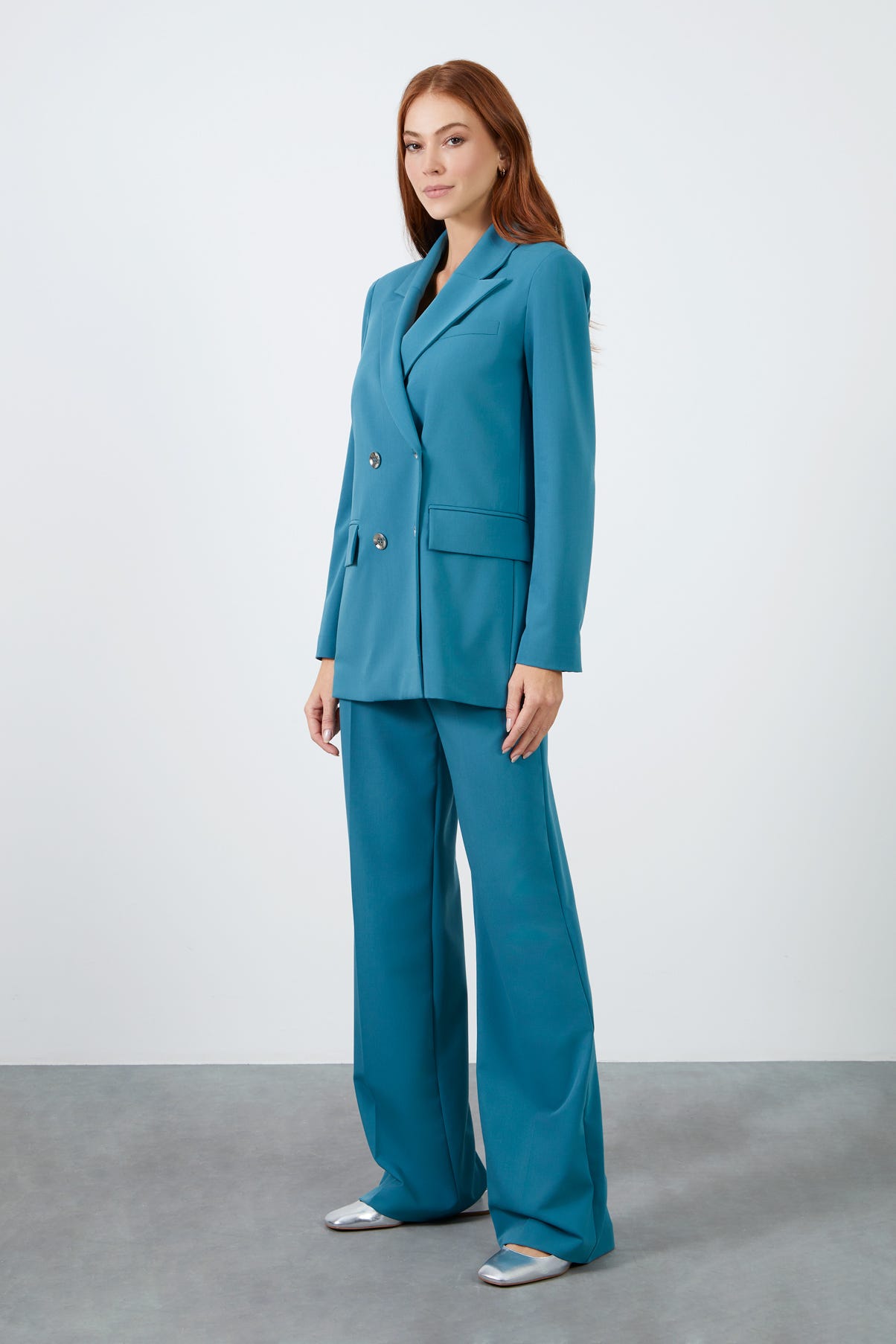 Kruvaze Kapamalı Ceket Ve Palazzo Pantolonlu Takım