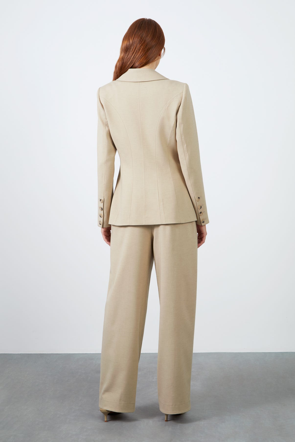 Mono Kapamalı Ceket Ve Palazzo Pantolonlu Takım