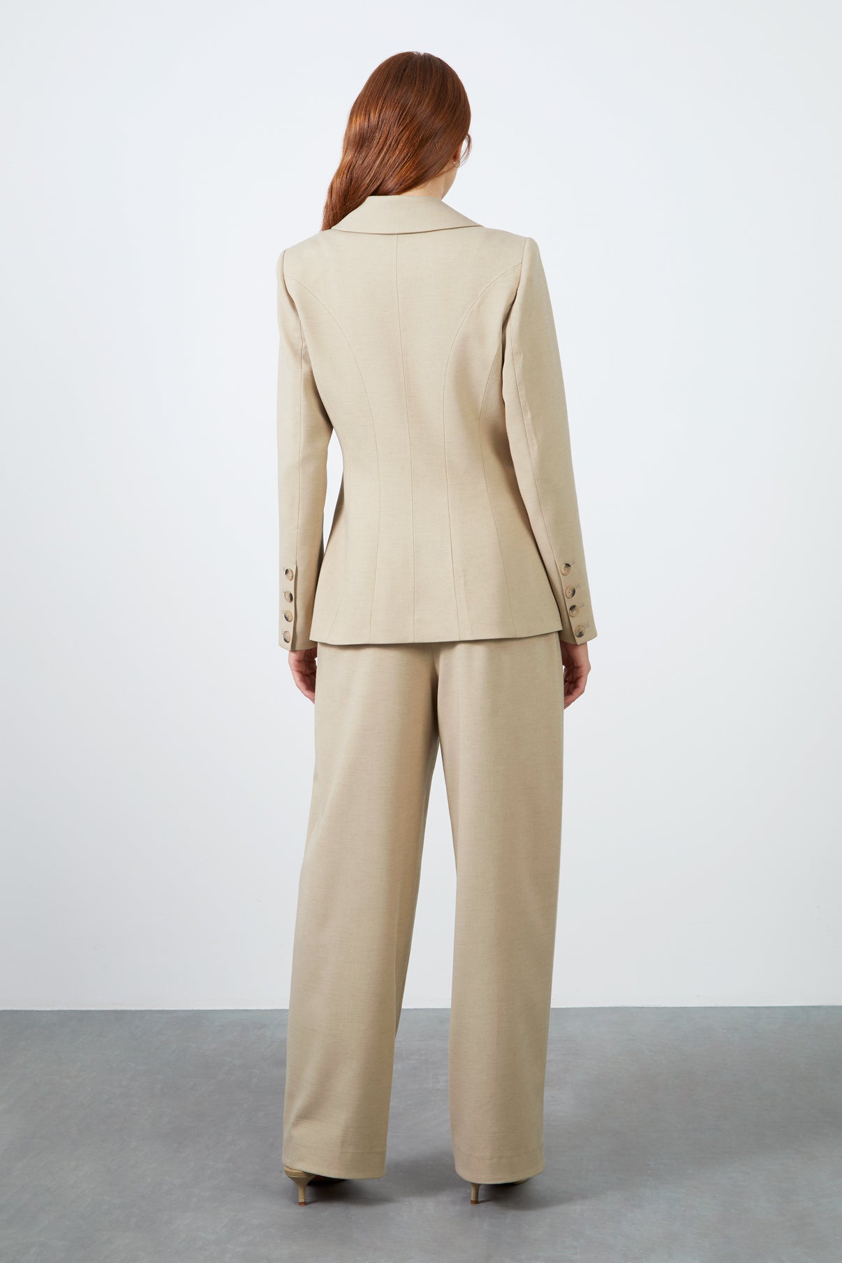 Mono Kapamalı Ceket Ve Palazzo Pantolonlu Takım