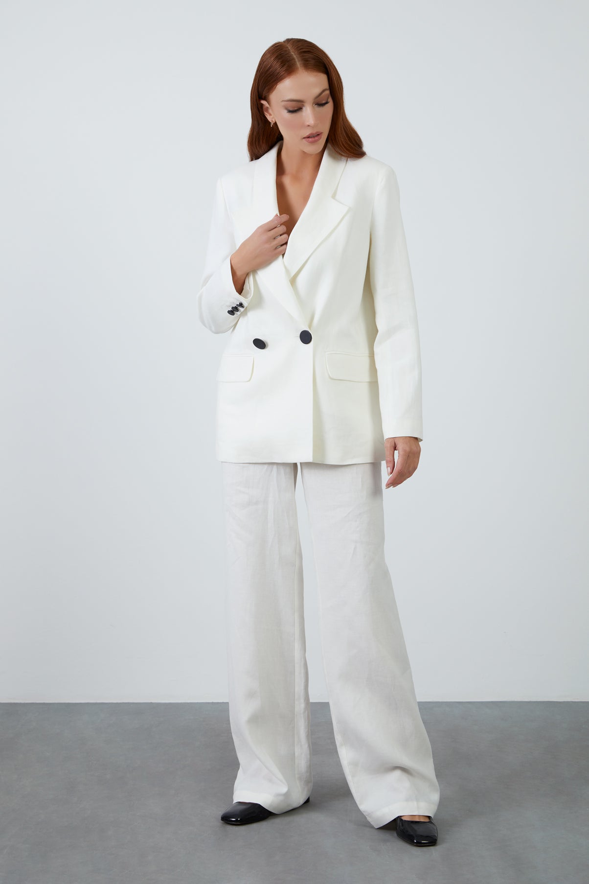 Kontrast Düğme Detaylı Ceket Ve Palazzo Pantolonlu Takım