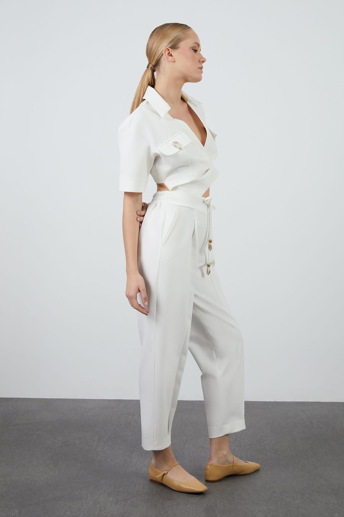 Doğal Süslemeli Crop Bluz