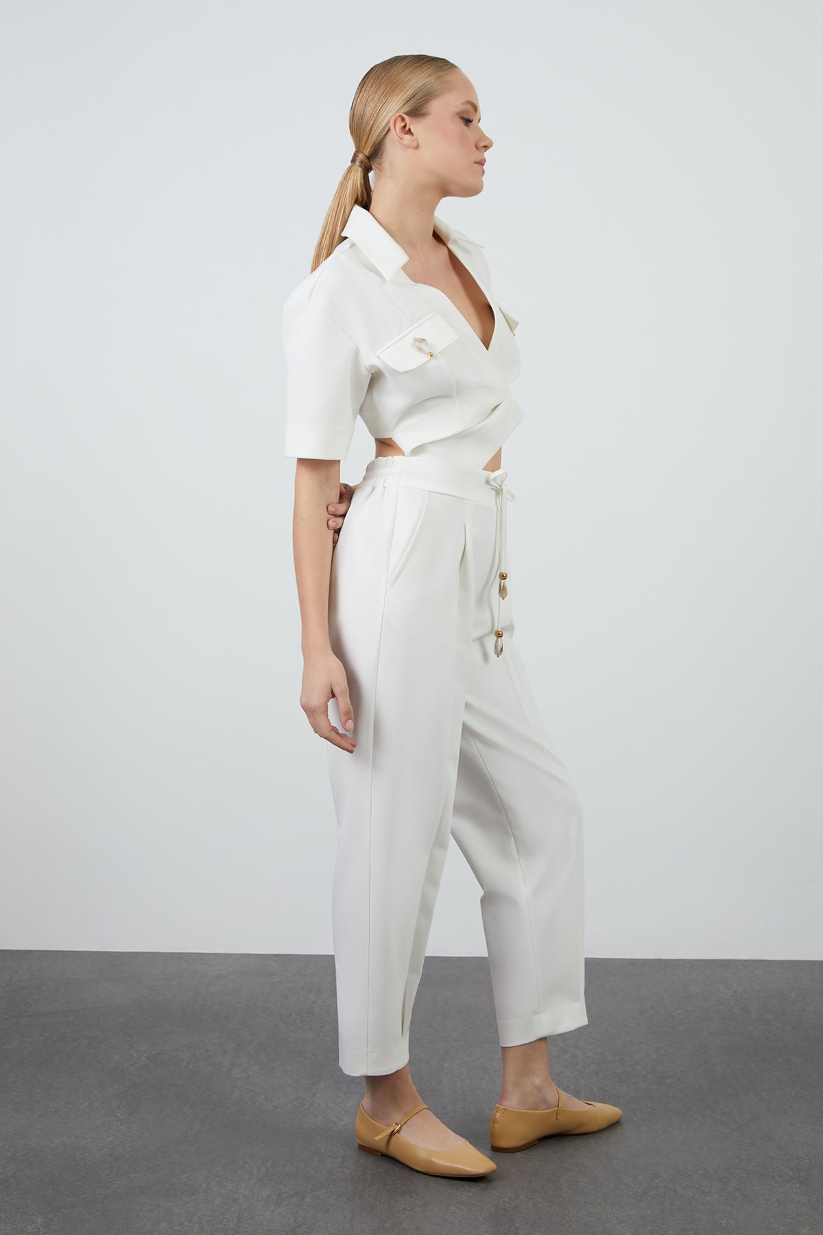 Doğal Süslemeli Crop Bluz