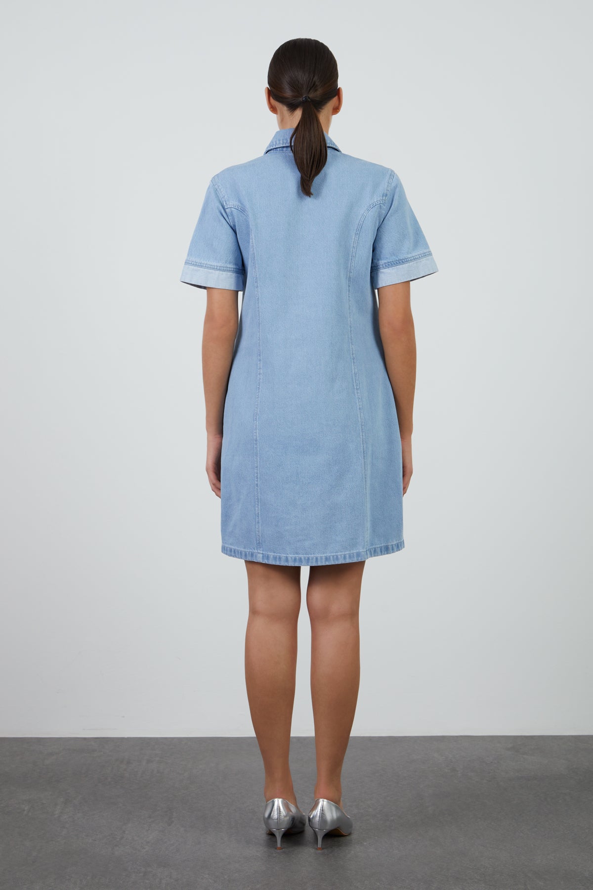 Aksesuar Detaylı Mini Regular Fit Denim Elbise