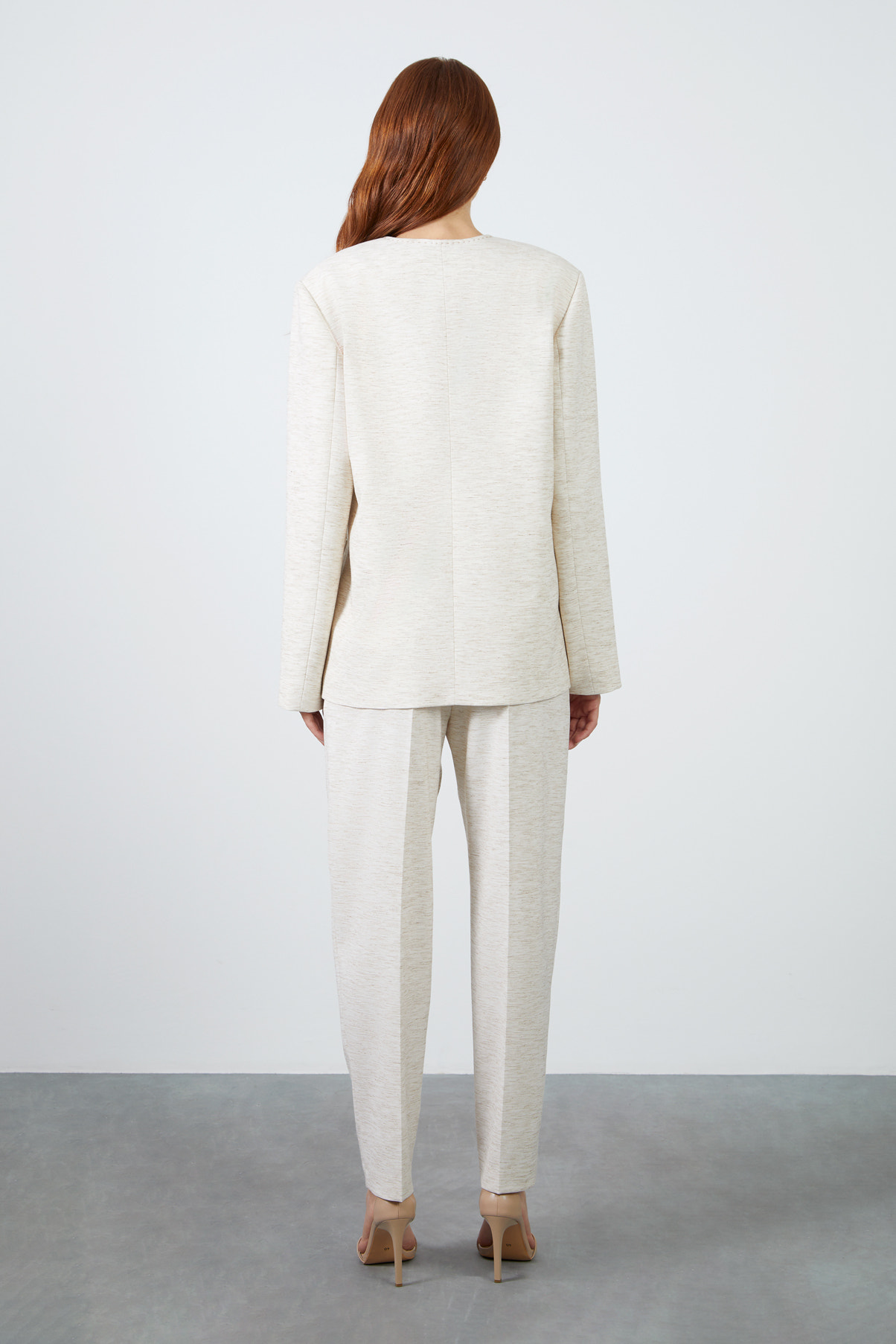 Mono Kapamalı Havuç Pantolonlu Takım