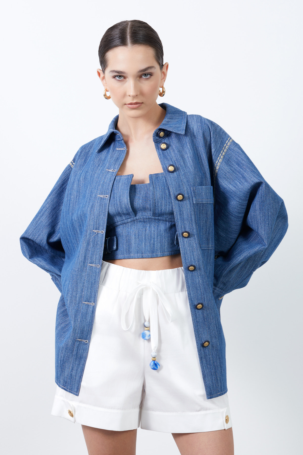 Düğme Detaylı Uzun Kollu Gömlek