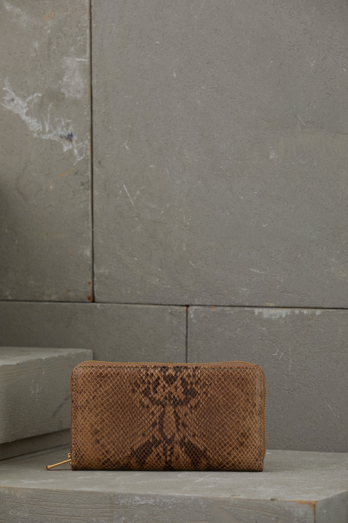 Fermuarlı Deri Cüzdan