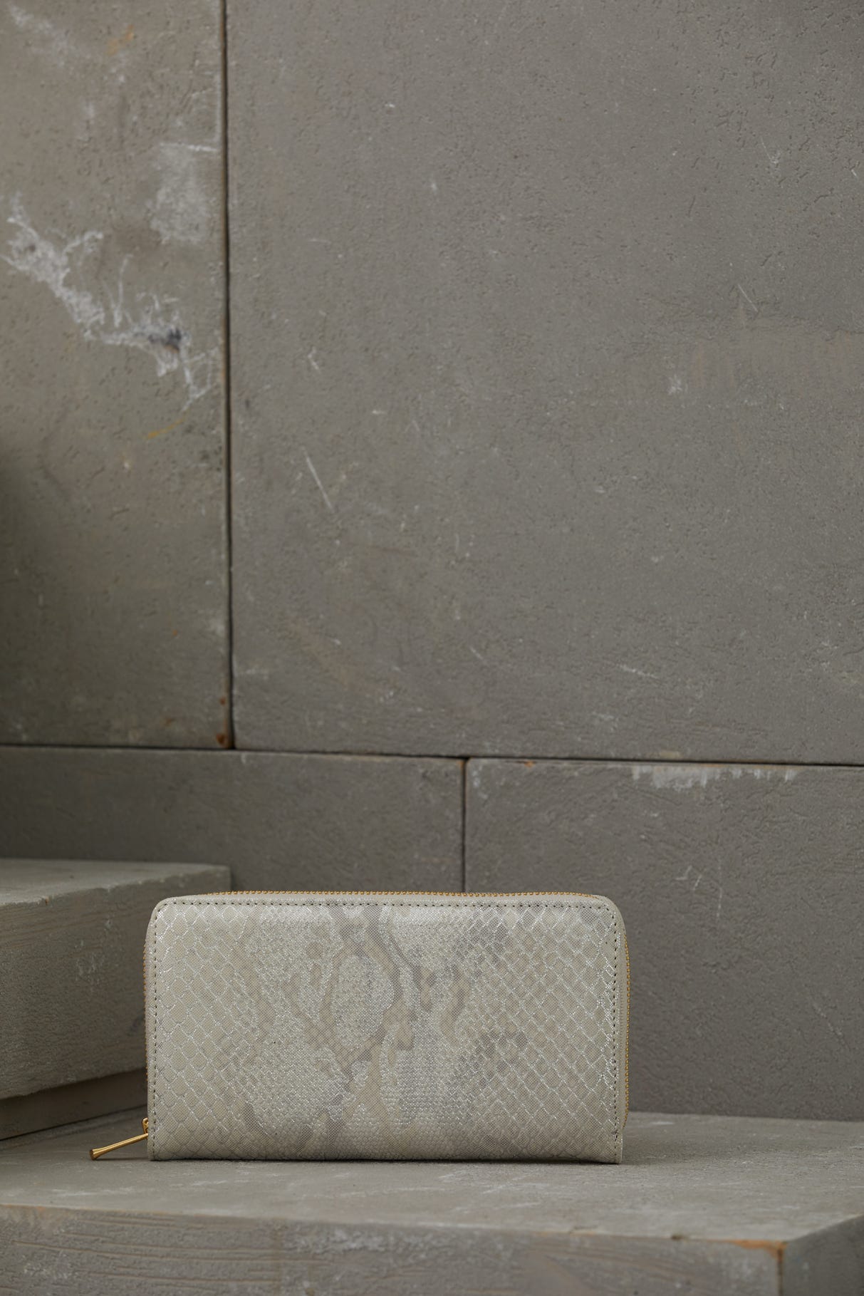 Fermuarlı Deri Cüzdan