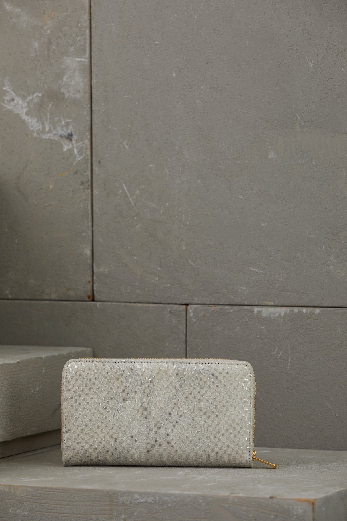 Fermuarlı Deri Cüzdan