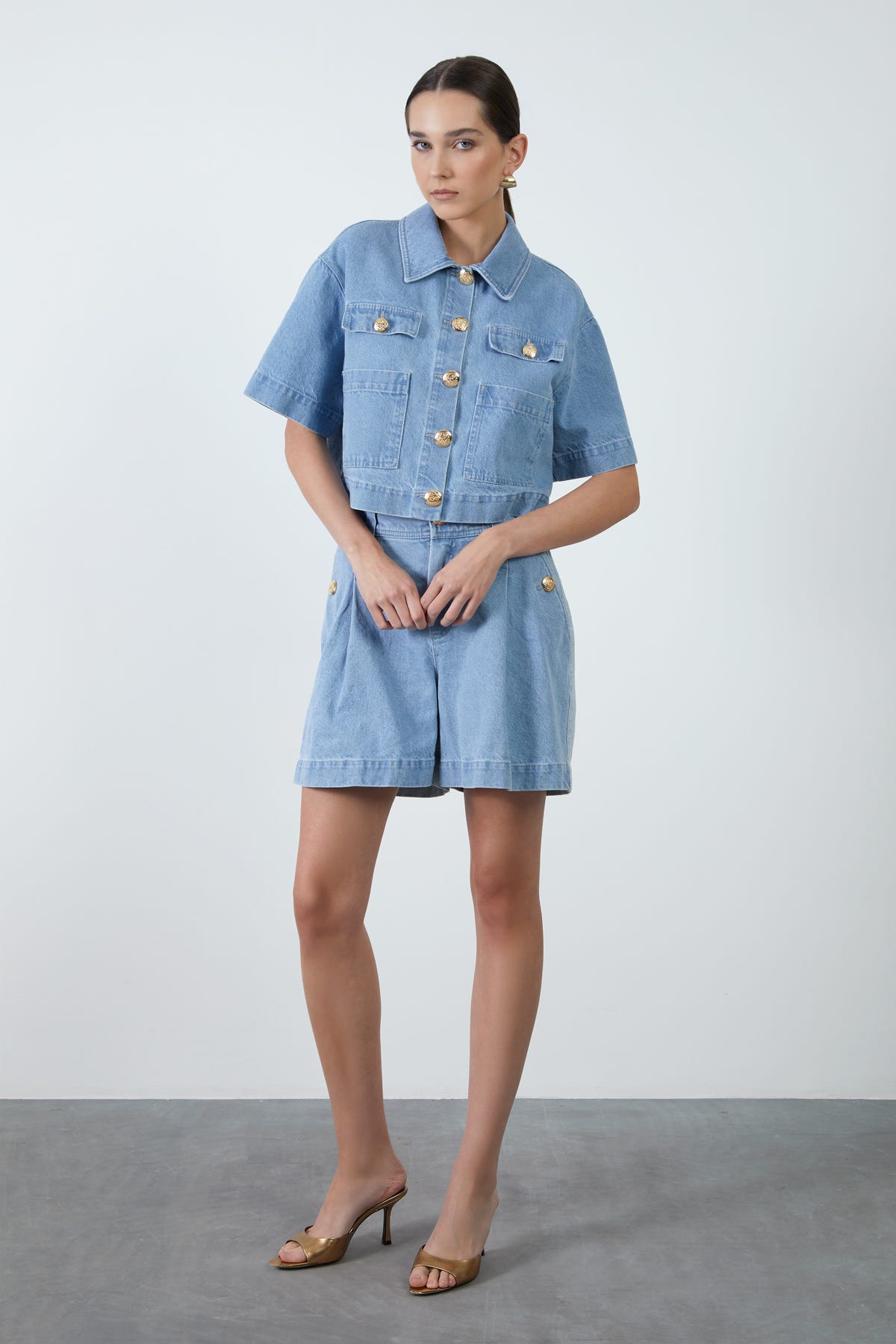 Düğme Detaylı Ceket