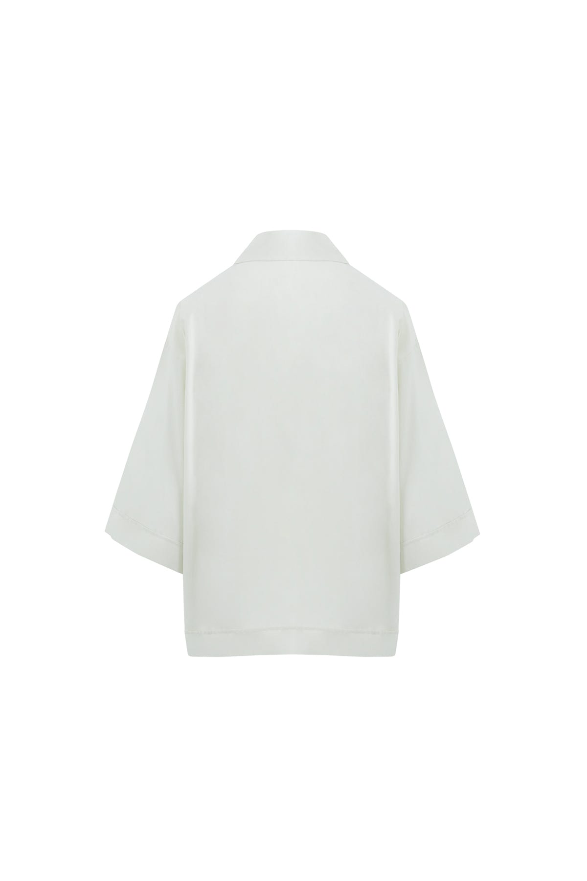 Metal Aksesuarlı Truvakar Kol Beyaz Oversize Gömlek