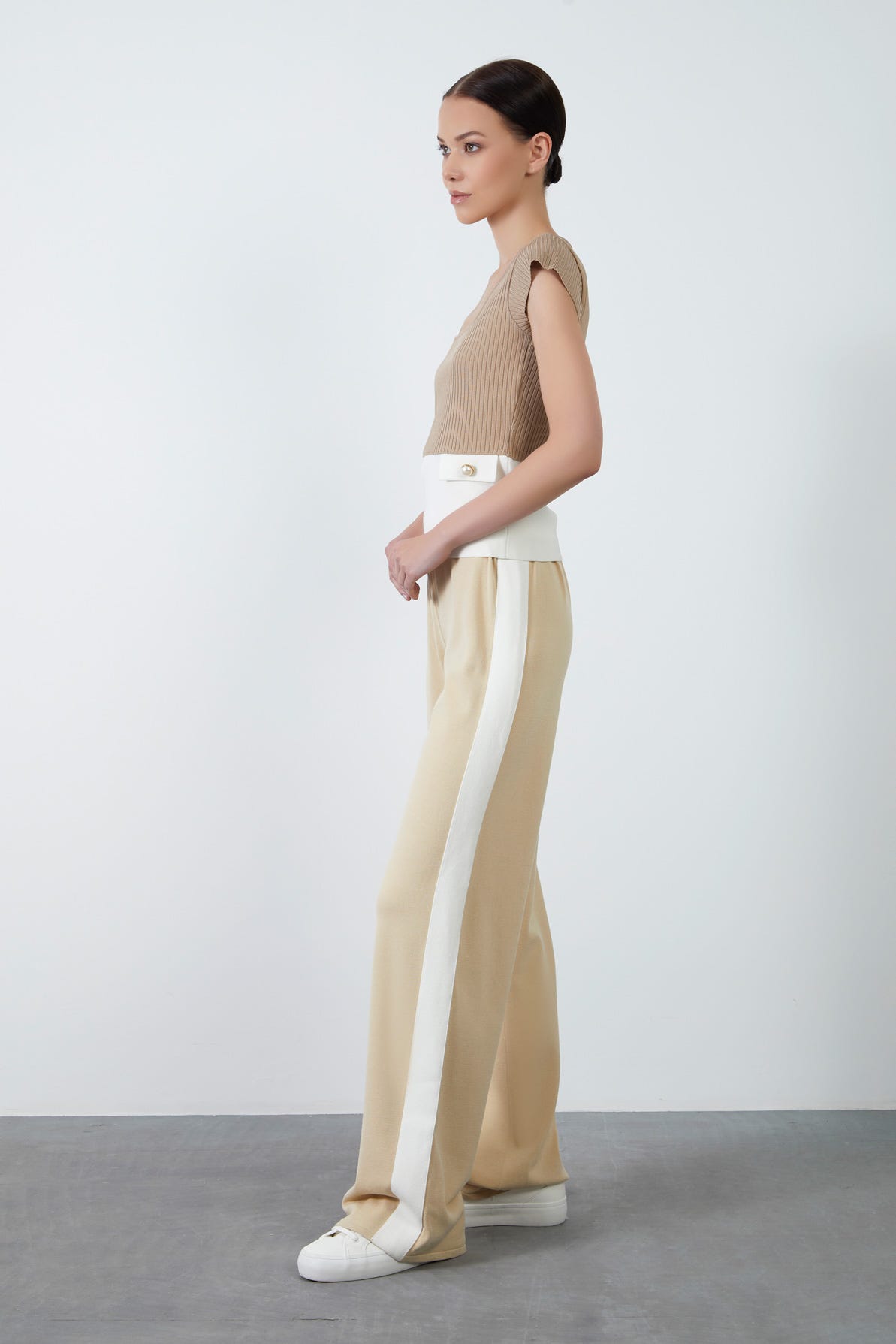 Garnili Beli Lastikli Pantolon