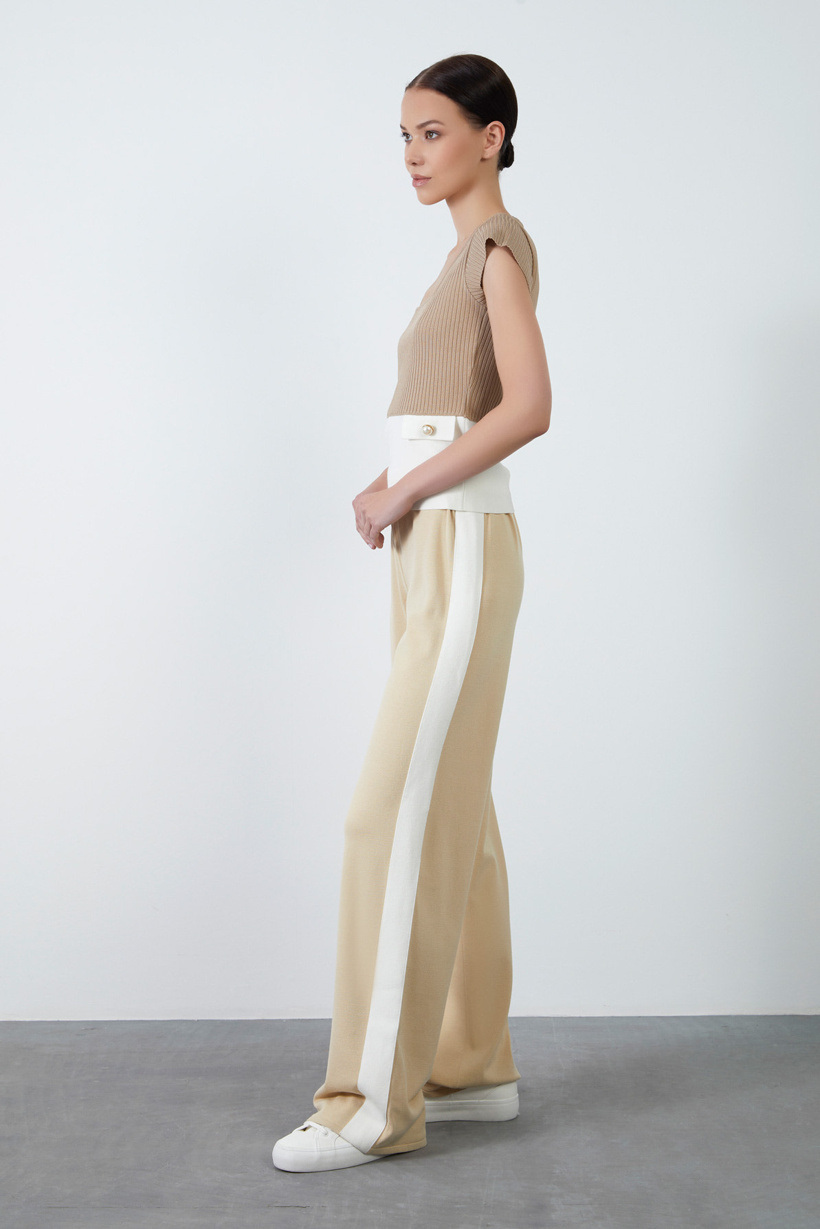 Garnili Beli Lastikli Pantolon