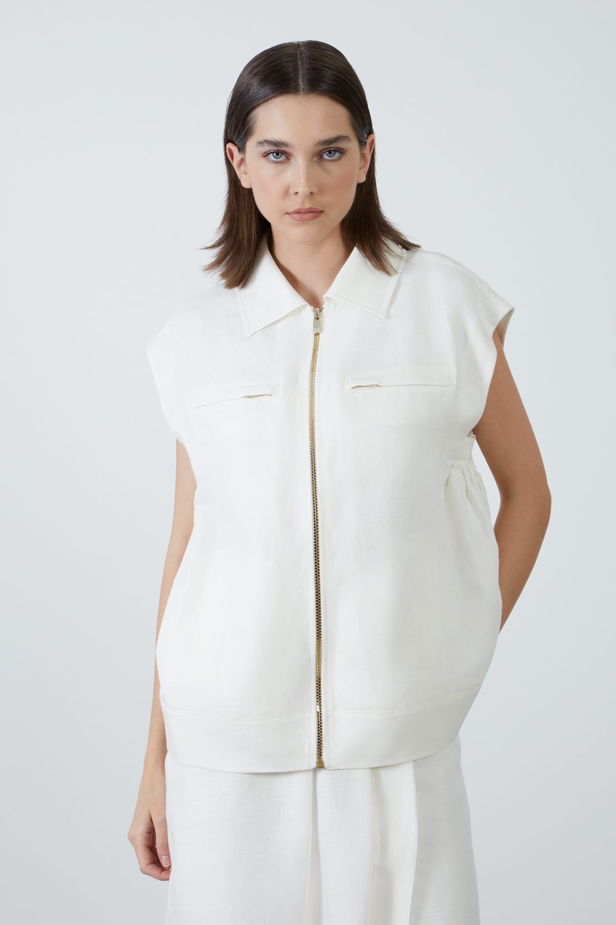 Gömlek Yakalı Sıfır Kol Fermuarlı Yelek