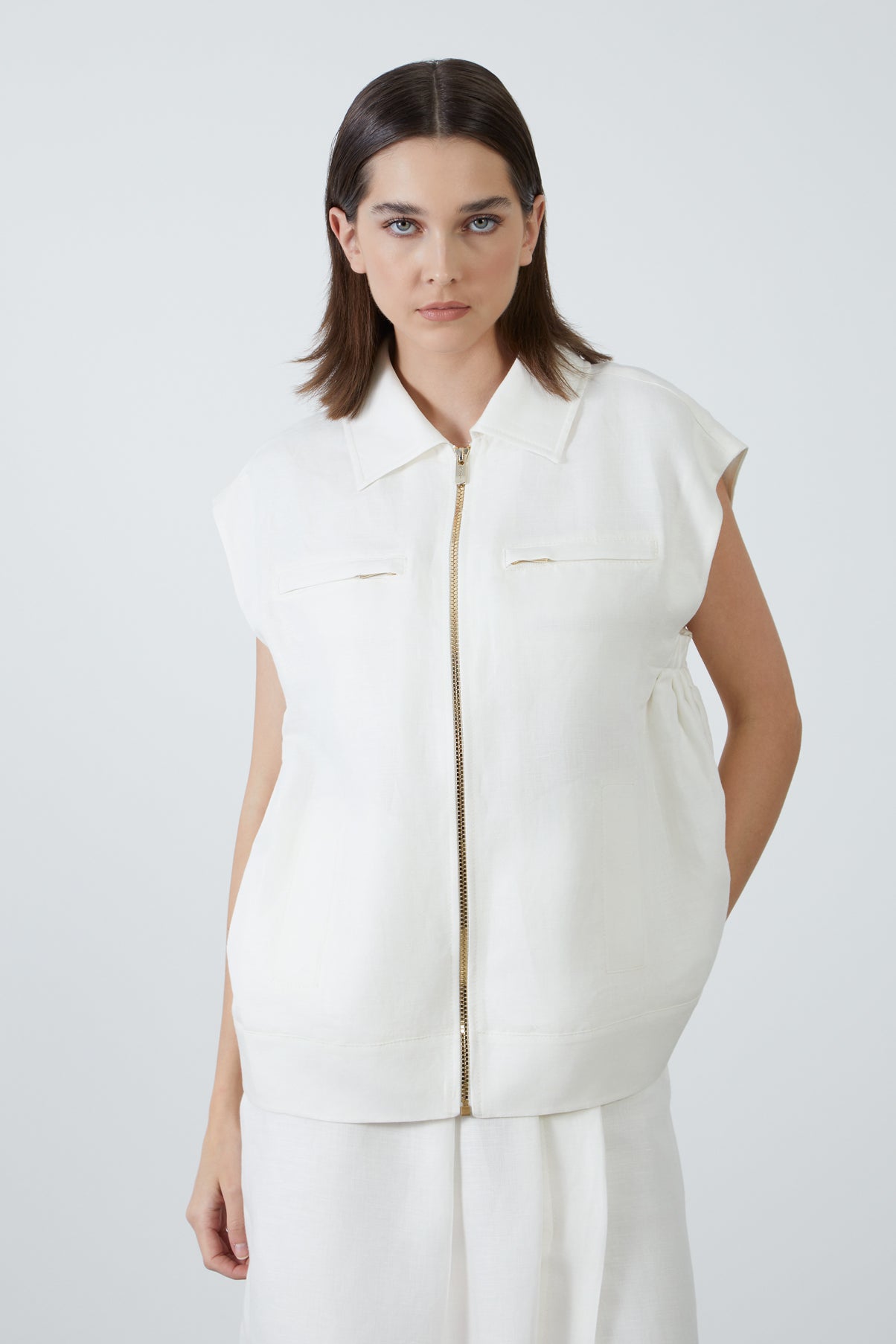 Gömlek Yakalı Sıfır Kol Fermuarlı Yelek