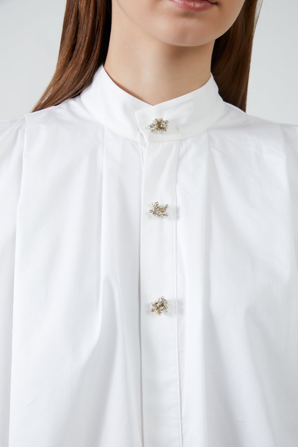 İşleme Detaylı Kolsuz Poplin Midi Elbise