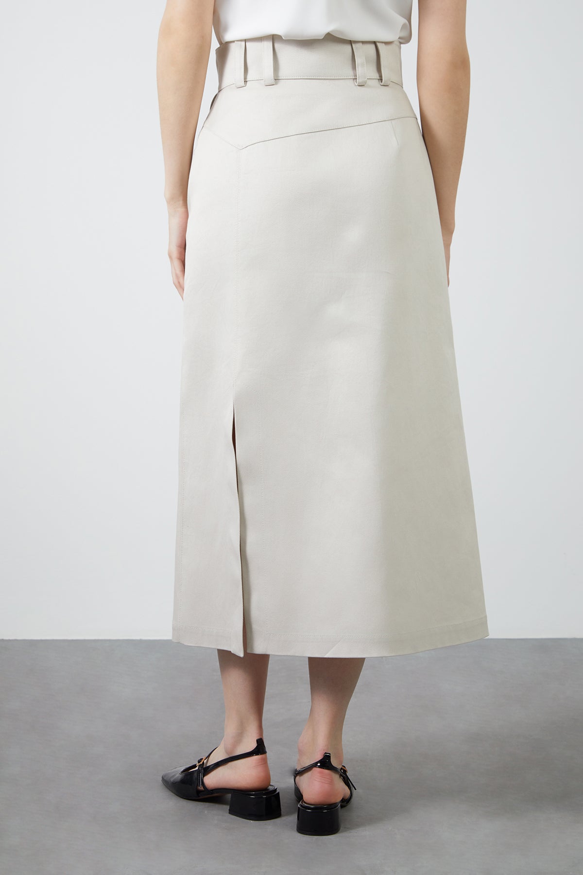 Asimetrik Yırtmaçlı Etek