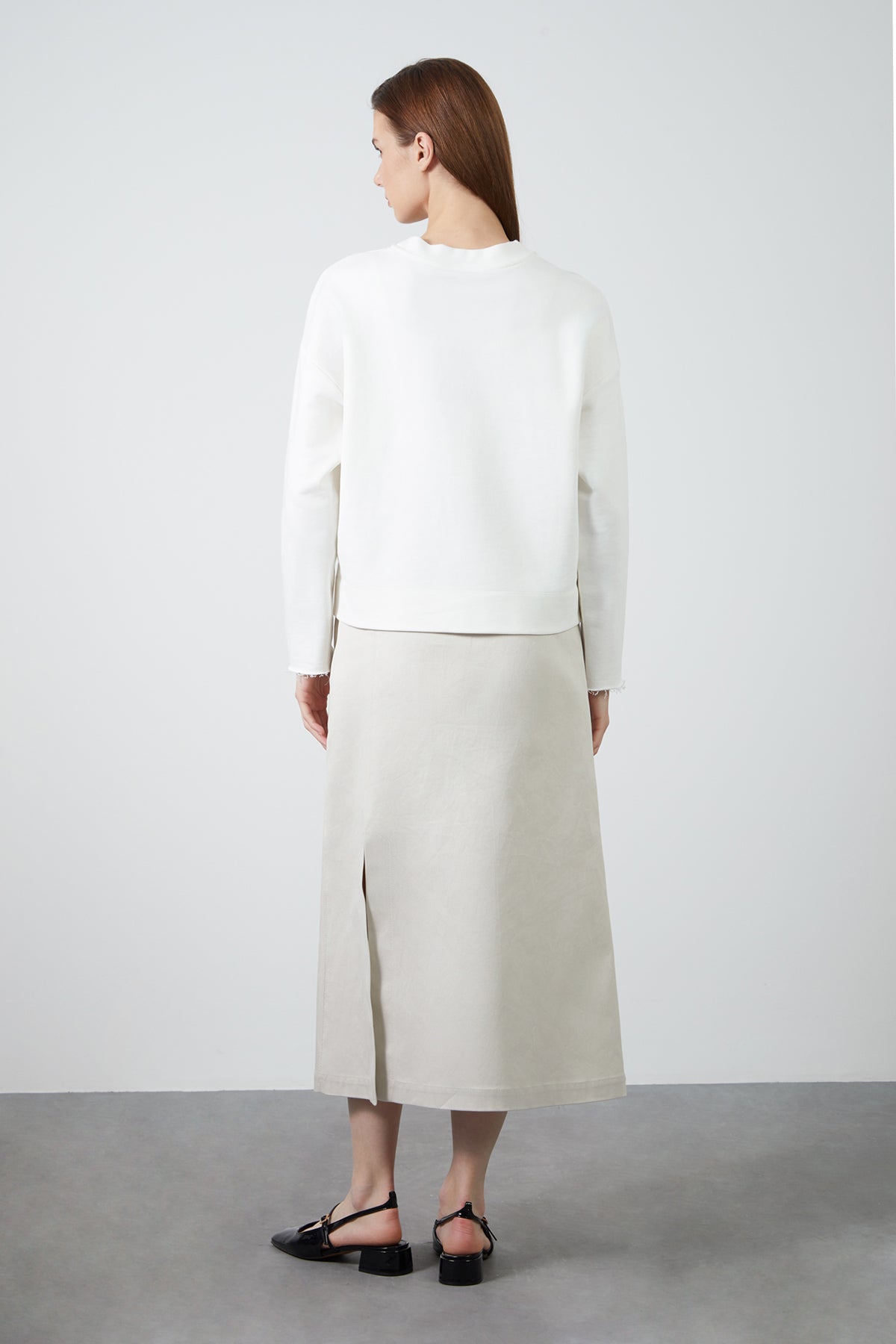 Asimetrik Yırtmaçlı Etek