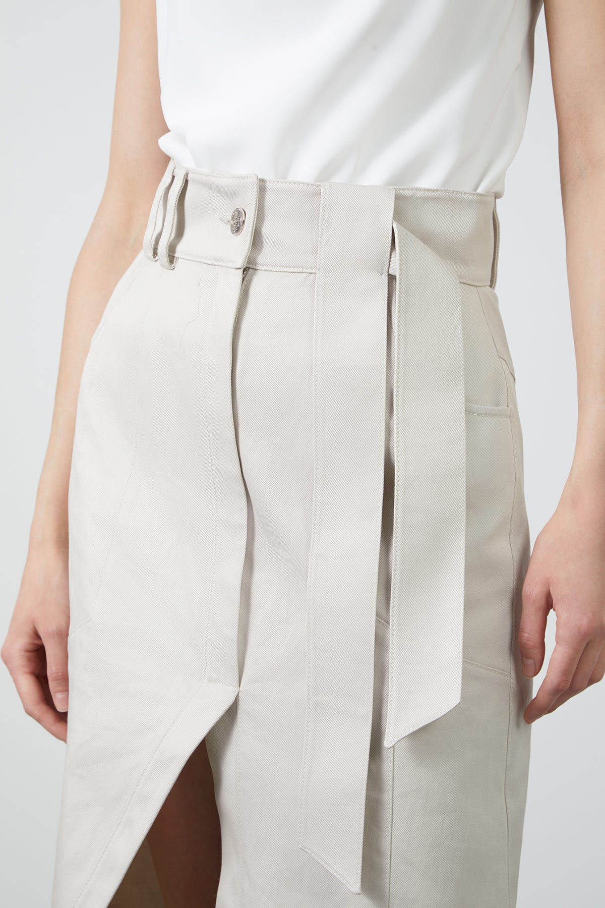 Asimetrik Yırtmaçlı Etek