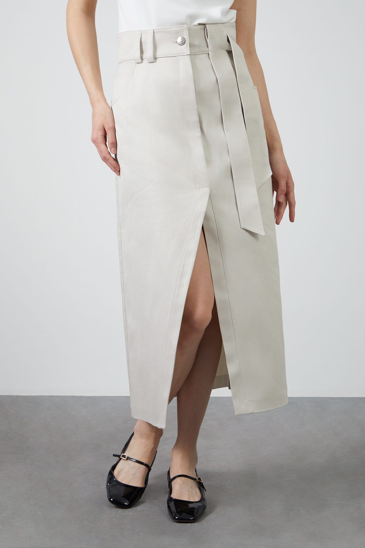 Asimetrik Yırtmaçlı Etek