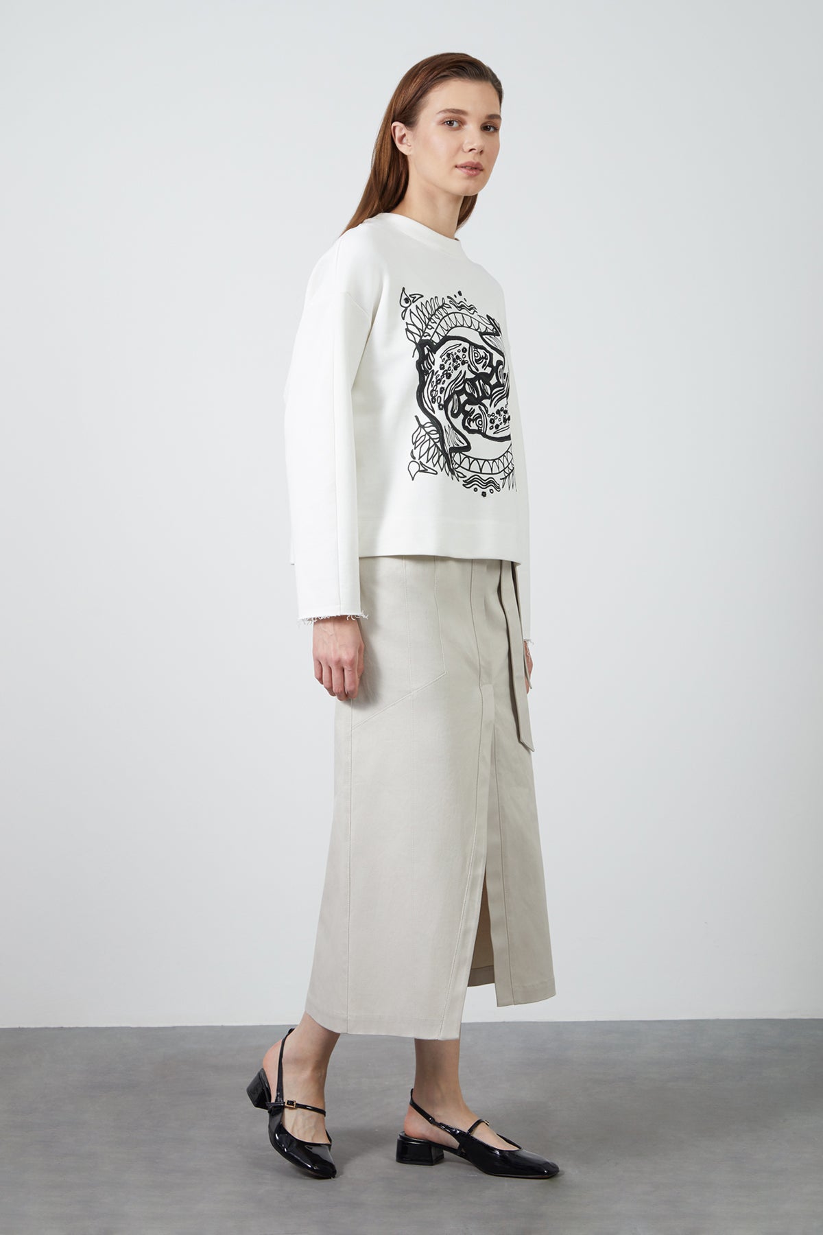 Baskı Ve İşleme Detaylı Sweatshirt