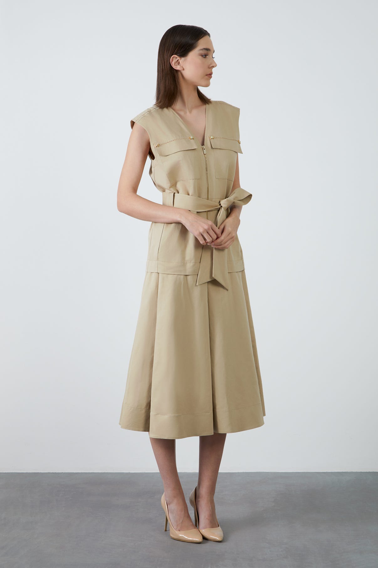 Dikiş Detaylı Cep Kenarı İşlemeli Midi Elbise