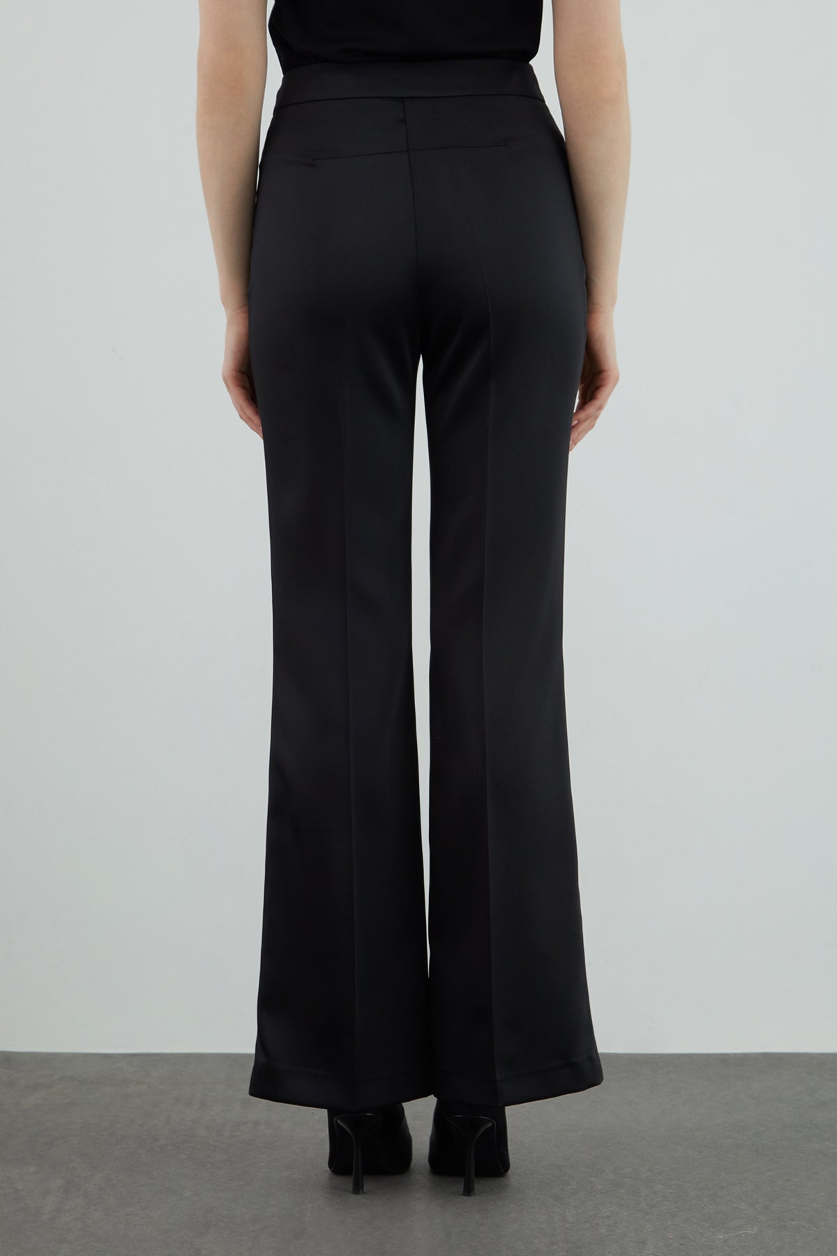 İspanyol Paça Yüksek Bel Fit Pantolon