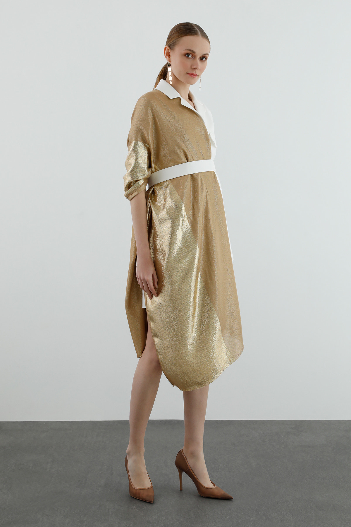 Parlak Yüzeyli Şal