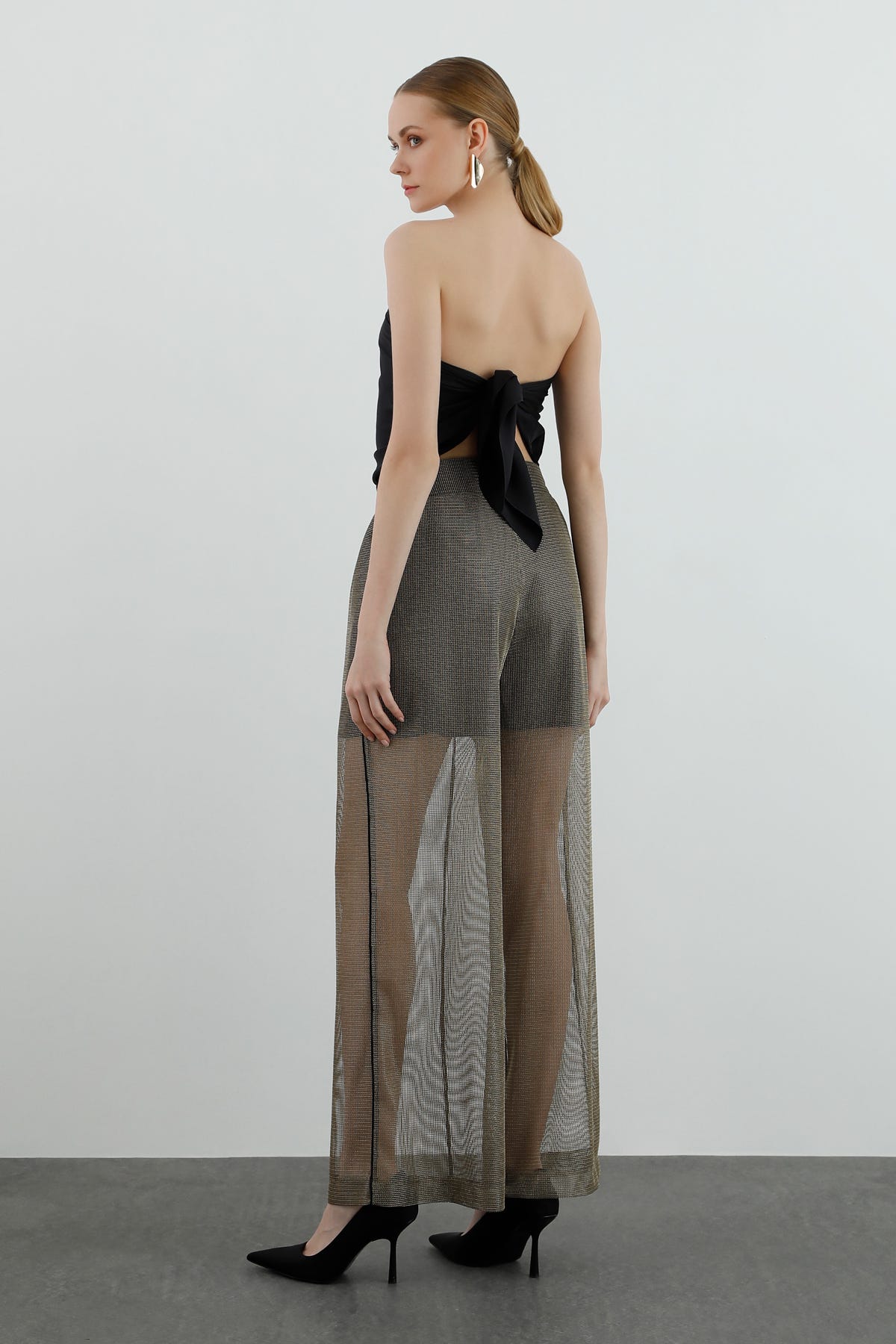 Mini Şort Detaylı Transparan Pantolon