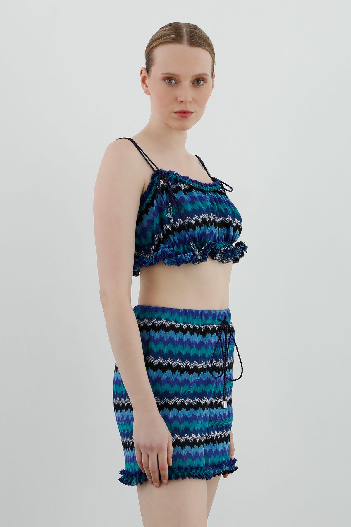 Kordon Askılı Etekucu Büzgülü Crop Bluz