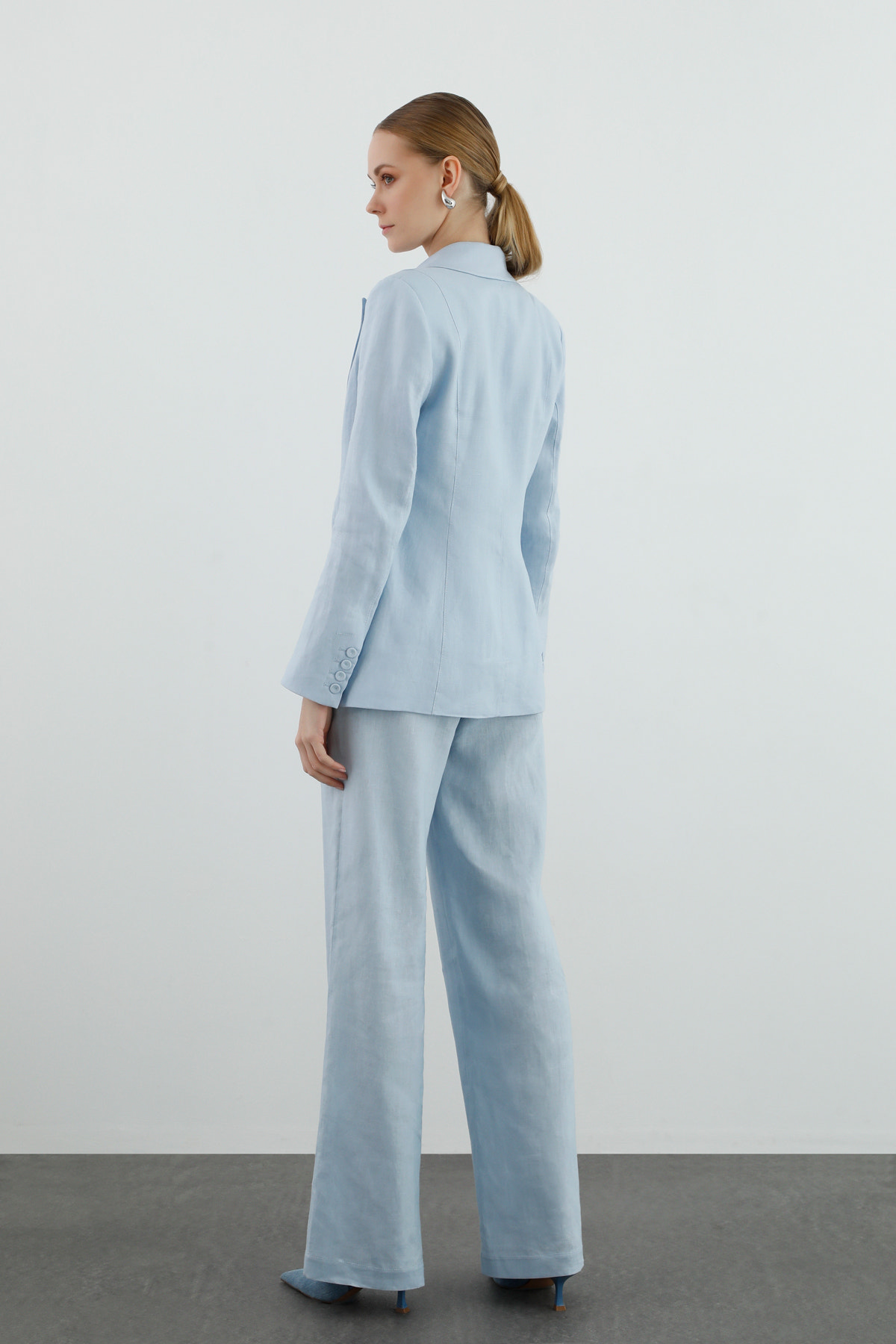 Kruvaze Kapamalı Uzun Kollu Keten Ceket