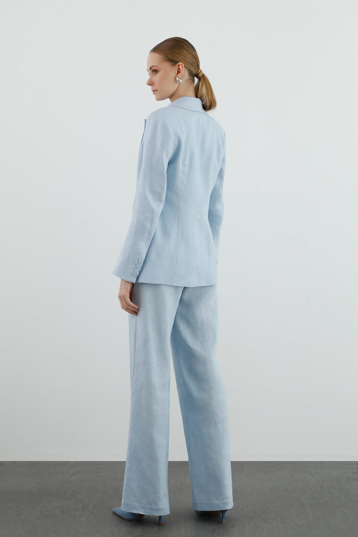 Kruvaze Kapamalı Uzun Kollu Keten Ceket