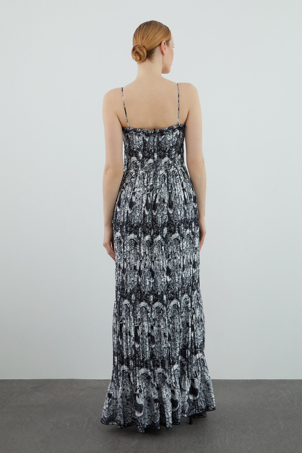 Desenli Astarlı Uzun Elbise